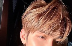 김태래 셀카 잘찍는거 볼때마다 어이없어