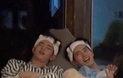 둘 다 귀여워 죽겠넹