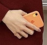 폰 노란색 쓰는 사람 처음 봐