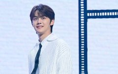 뒷머리 잘라줘라