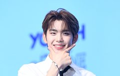 와 오늘 태래 머리 개이쁘다