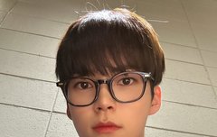 한빈이 어떤셀카를봐도 이것만큼 갖고싶은건 없음