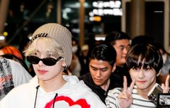 푸핫하고 웃어버림