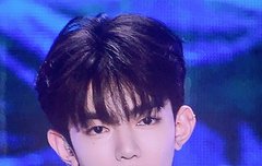 장하오 얼굴이..