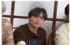 이해찬은 127컴백기념 브이앱에서도