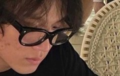 시혁이 하위호환은 지 인스타에 커플링 전시도 모자라