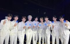 팬콘 너무 행복했어