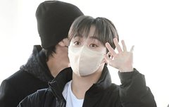 승관 이때 패딩 혹시 정보 아시는 분 계실까용 ㅠ