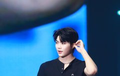 건욱이 노래 진짜 잘해