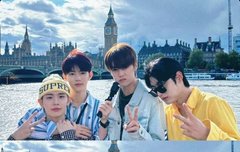 무슨 가족사진이냐ㅠㅠ