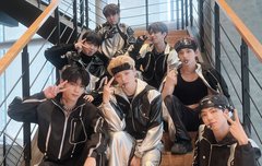 뻘하게 웃기네 ㅋㅋㅋ