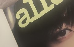 실물로 보니까 화보는 얼빡 커버가