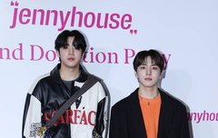 우석이랑 형구 행사 같이 참여했네