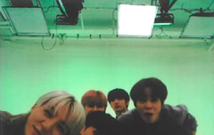 평생 수록곡 3곡만 들을 수 있다면