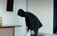 방청소해야하는데 침대를 못 벗어나는 와중에 발견한 짤