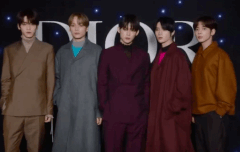 디올 최초 그룹 엠버서더 어때?