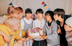 도영이 생일축하해