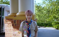 오늘 지성이 생일이니까 행복하장