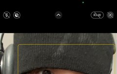 지훈이 눈 너무 귀엽다