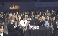 근데 이거 효과넣은걸까