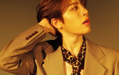 정환이 옆모습이 너무 잘생김