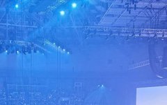 2층 25구역 4열인데 시야봐