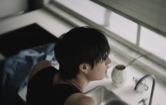 와 뮤비 바로 인급음 들었어!! 머글 붙어라!!!