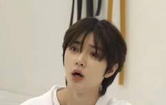 귀여워서 대가리침