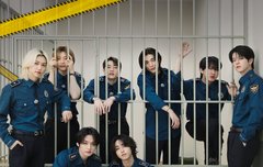 대체 얼마나 많은 휀걸들을 죽이려는거냐..