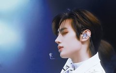 성훈이 레전드 또 찍길 기도해봄