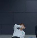 웃느라 숨넘어가는 준규