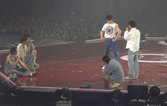 묭 근육 자랑(?)하는데 구도 나눠진것도 웃김ㅋ