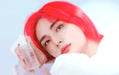 왜 현진 청순으로는 안 밀지?