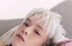 애들 카메라 들고 다닌거