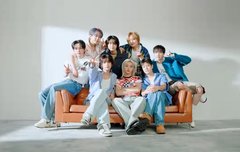 이거 진짜 가족사진같다