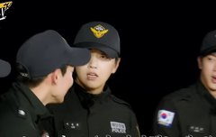 달석 보고 최근 젤 크게 웃음