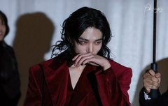 현진 겨울쿨톤인게 확 체감됨