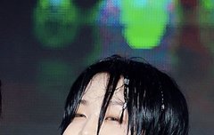 지훈아 태극기올려