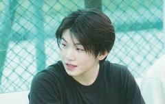 우지 목소리 있잖아