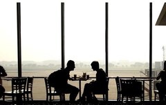 [좋은글] 수두색이垂頭塞耳 - 머리를 숙이고 귀를 막다, 아첨하며 비난에는 아랑곳 않다.