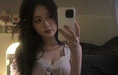 강나언, ‘군복무’ 김우석 뛰쳐나올듯…슬립 입고 아찔 러블리 [DA]