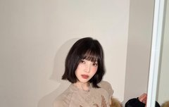 ‘크러쉬’조이, 한줌 허리+11자 복근에 눈길