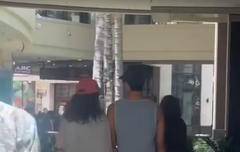 [단독] ‘공개 열애’ 김지석이주명, 로맨틱 하와이 휴가 포착