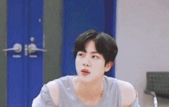 와 김석진 진짜 잘생겼네