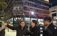 이거 전부 다 가짜고 합성사진이래