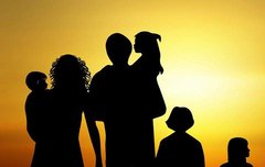 [좋은글] 육대함이六代含飴 - 육대의 가족이 함께 엿을 먹다, 대가족이 한 집안서 사이좋게 살다.