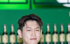 [현장포토] "하트도 힙해"…조이 크러쉬, 넘사벽 스타일