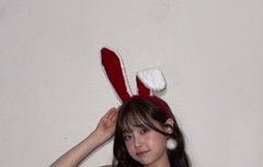 츄, 귀여운 산타 토끼 등장..다영·이채연과 함박 웃음