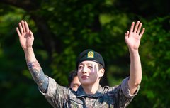 윈터 정국 타투 주장 관련 캡처