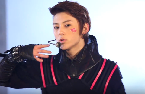 김종현 최민기... 코디가 다 망쳐놓았었네